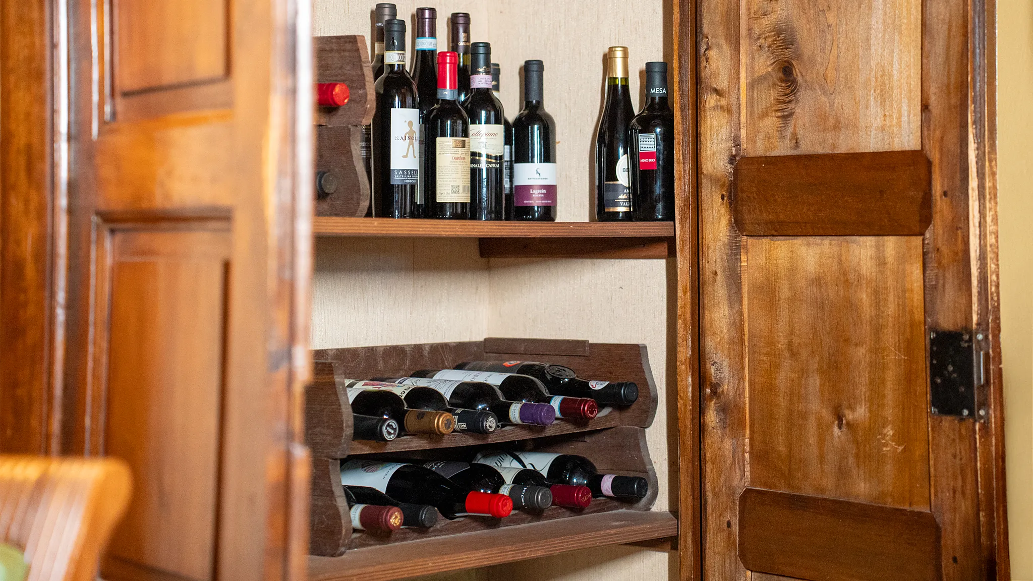Ampia scelta di vini al Ristorante I Castagni, Vigevano